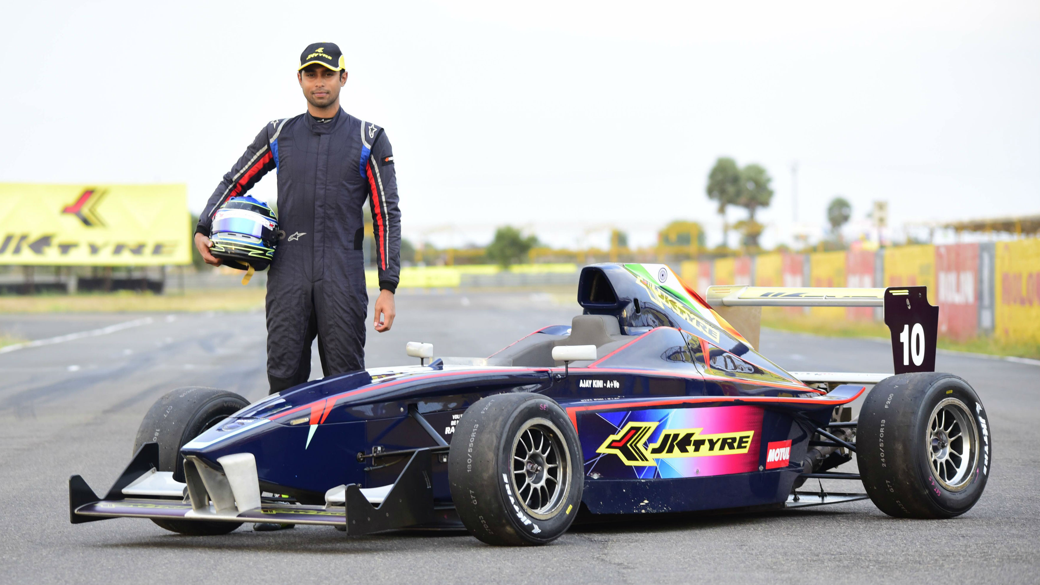 Weekend blitz at Coimbatore's Kari Motor Speedway Formula One BBC